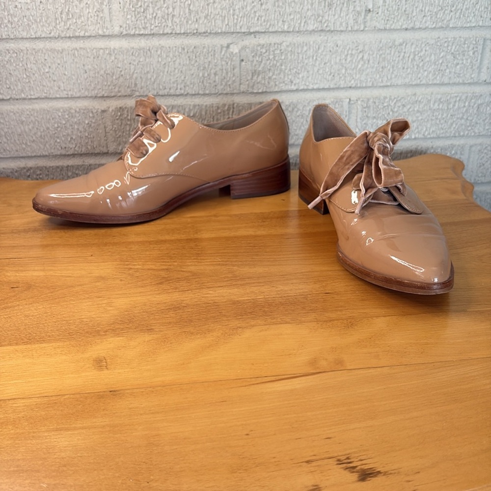 Louise Et Cie Women's Nude Patent Leather Oxfords "Adwin" Flats Size 9M/39 VGUC - Picture 14 of 14